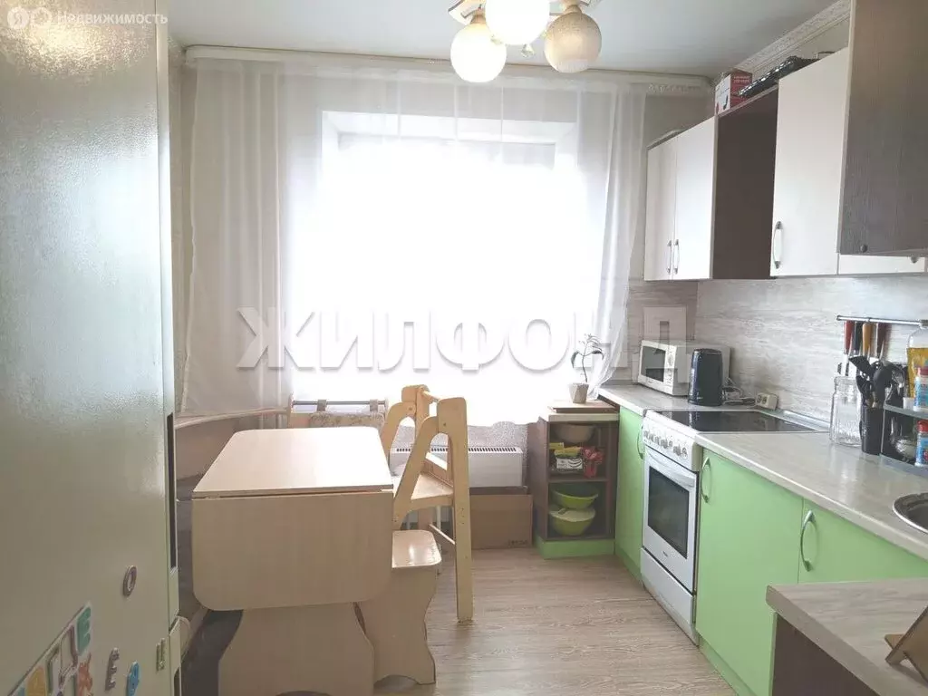2-комнатная квартира: Абакан, Вокзальная улица, 16 (50 м) - Фото 2