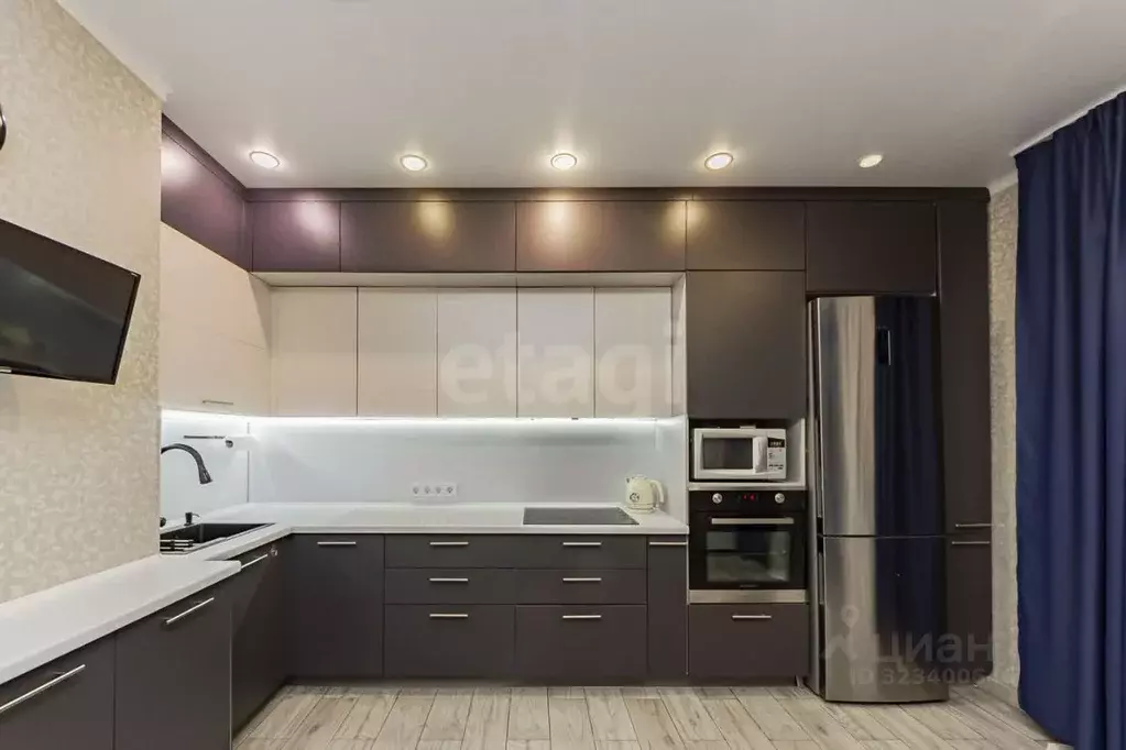 2-к кв. Тюменская область, Тюмень ул. Николая Никитина, 6 (59.3 м) - Фото 1