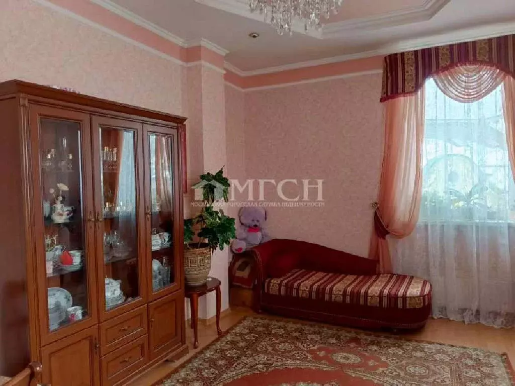 Продается 3-комнатная квартира - Фото 1