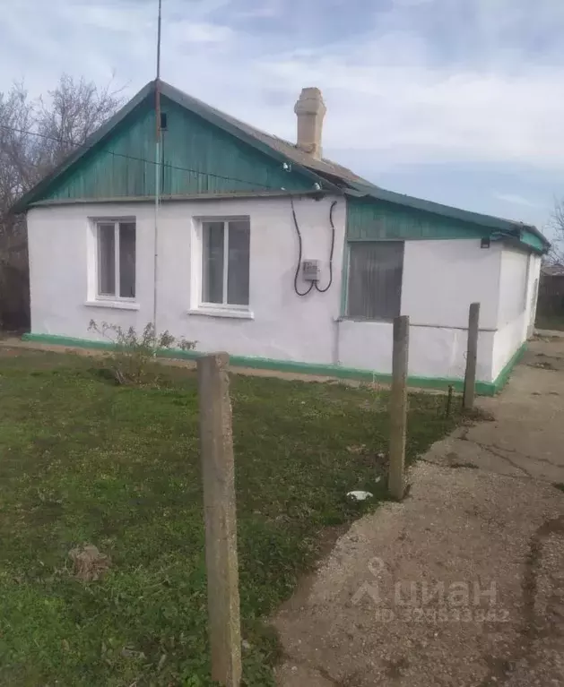 Дом в Крым, Джанкойский район, Табачненское с/пос, с. Табачное ул. ... - Фото 1