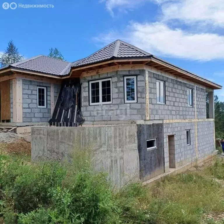 Дом в Иркутский муниципальный округ, рабочий посёлок Маркова, ... - Фото 1