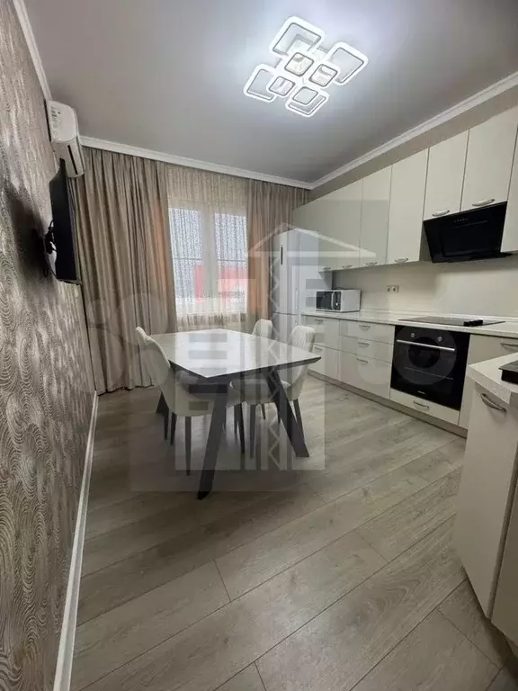 2-к. квартира, 57 м, 8/8 эт. - Фото 1