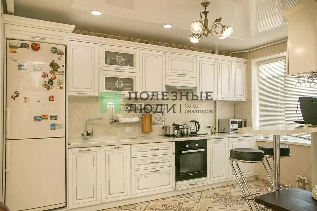 2-к кв. Севастополь просп. Античный, 22 (63.0 м) - Фото 1