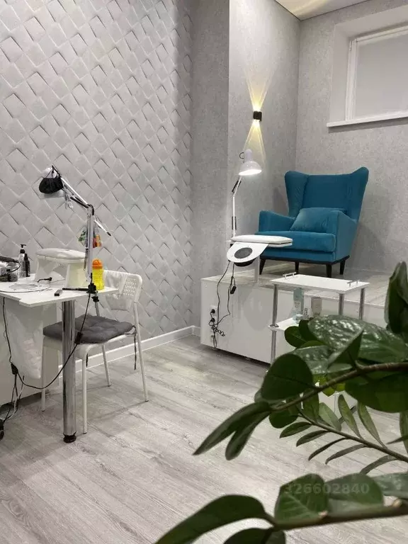 Офис в Волгоградская область, Волжский ул. Имени генерала Карбышева, ... - Фото 2