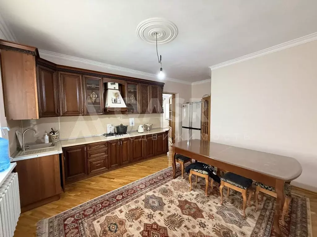 Дом в Дагестан, Махачкала Сепаратор мкр, ул. Садовая, 2Б (100 м) - Фото 1