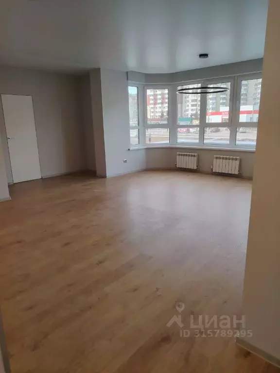 3-к кв. Алтайский край, Барнаул ул. 65 лет Победы, 1 (95.0 м) - Фото 0