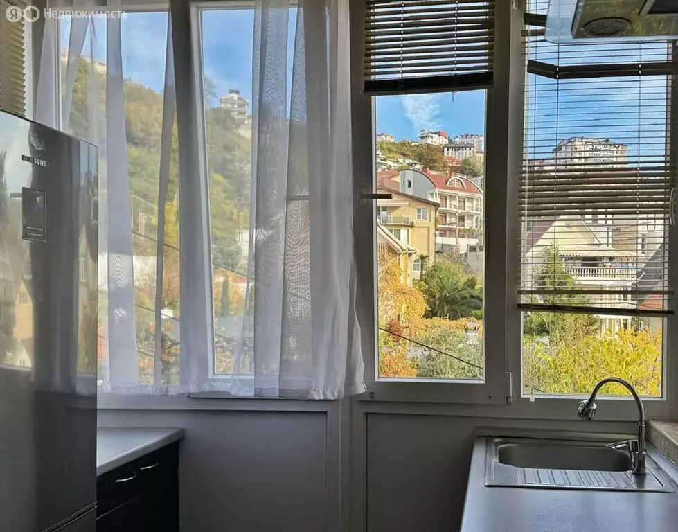 1-комнатная квартира: Сочи, Виноградная улица, 230А (37 м) - Фото 1