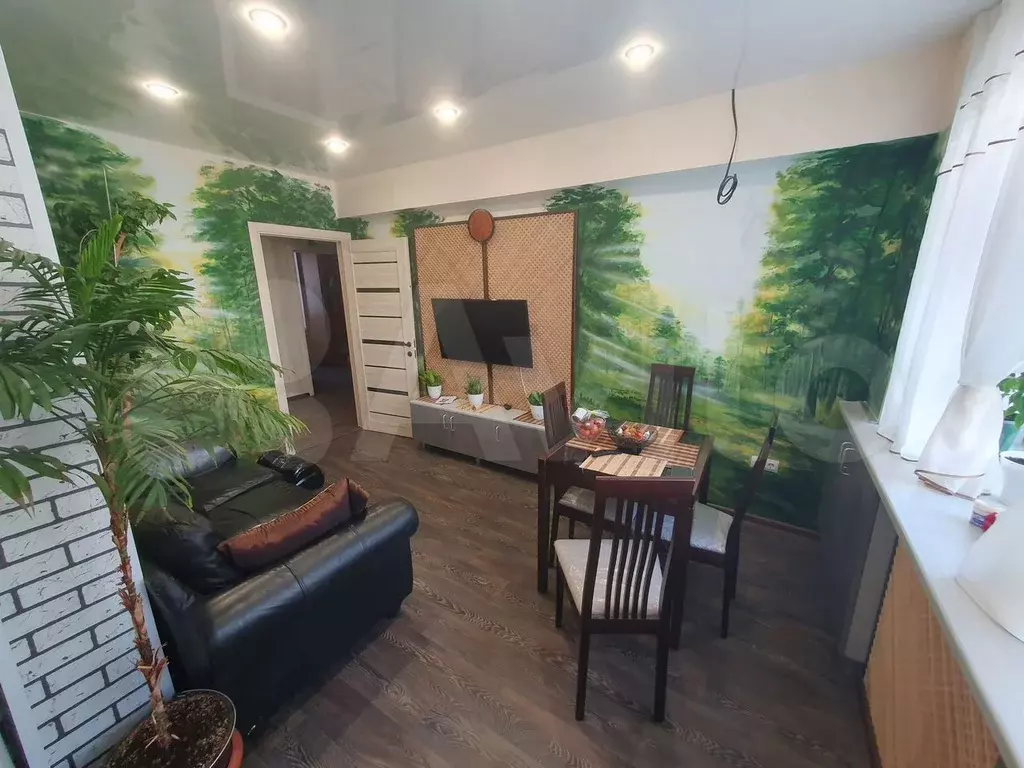 4-к. квартира, 85 м, 2/4 эт. - Фото 1