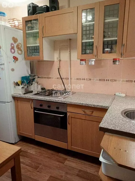 3-комнатная квартира: Ревда, улица Павла Зыкина, 14 (64.5 м) - Фото 1