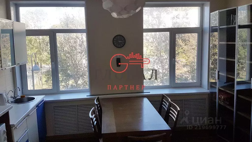 3-к кв. Приморский край, Владивосток ул. Суханова, 6А (70.0 м) - Фото 0
