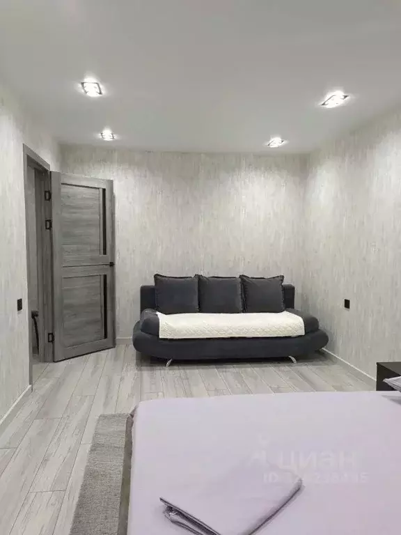 1-к кв. Алтайский край, Барнаул ВРЗ мкр, ул. Воровского, 115 (30.9 м) - Фото 1