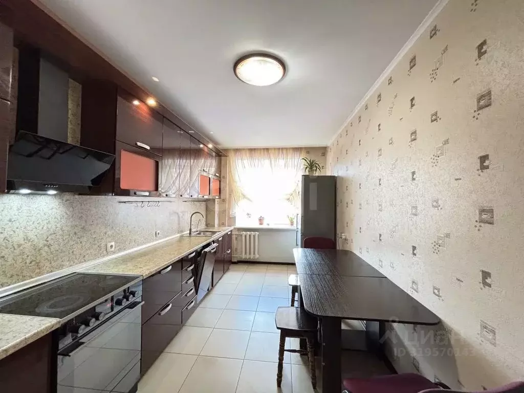 3-к кв. Тюменская область, Тюмень ул. Чернышевского, 2Ак4 (89.0 м) - Фото 1