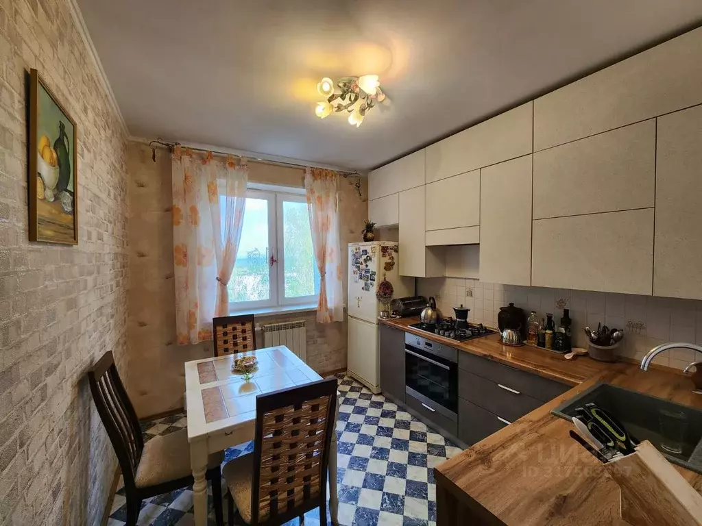 4-к кв. Татарстан, Набережные Челны ул. Пушкина, 6 (105.0 м) - Фото 1