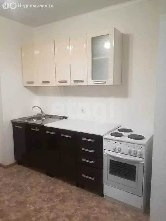 2-комнатная квартира: Тобольск, 15-й микрорайон, 27 (52.8 м) - Фото 2