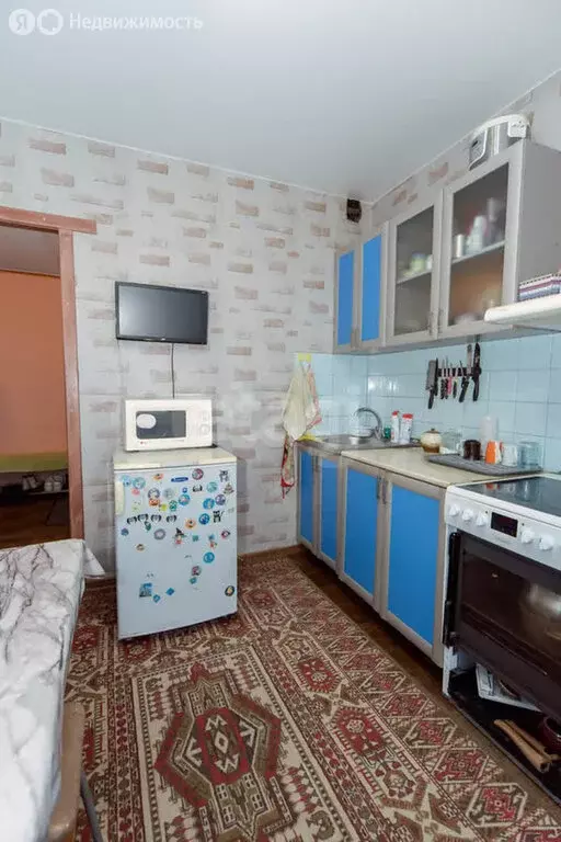 3-комнатная квартира: Белокуриха, улица Братьев Ждановых, 11 (62 м) - Фото 1