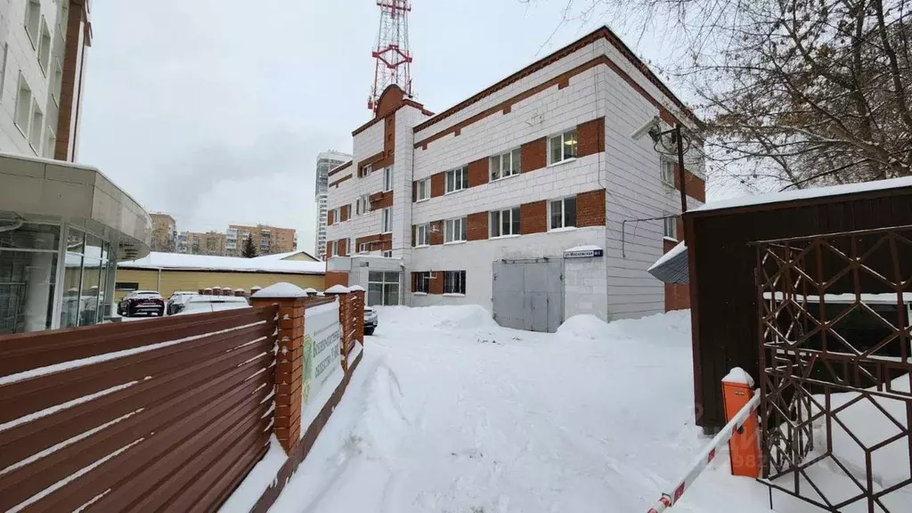 Помещение свободного назначения в Свердловская область, Екатеринбург ... - Фото 1