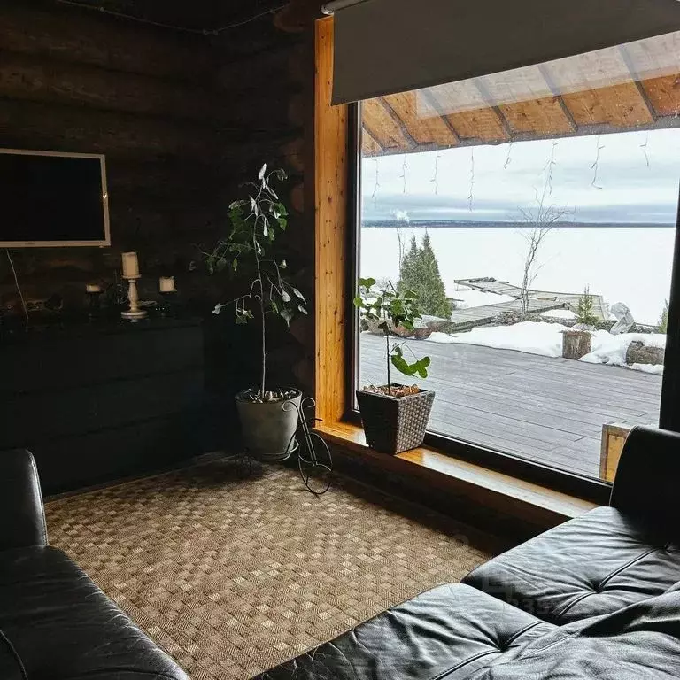 Дом в Карелия, Прионежский район, с. Заозерье Лехнаволокская ул., 33 ... - Фото 1