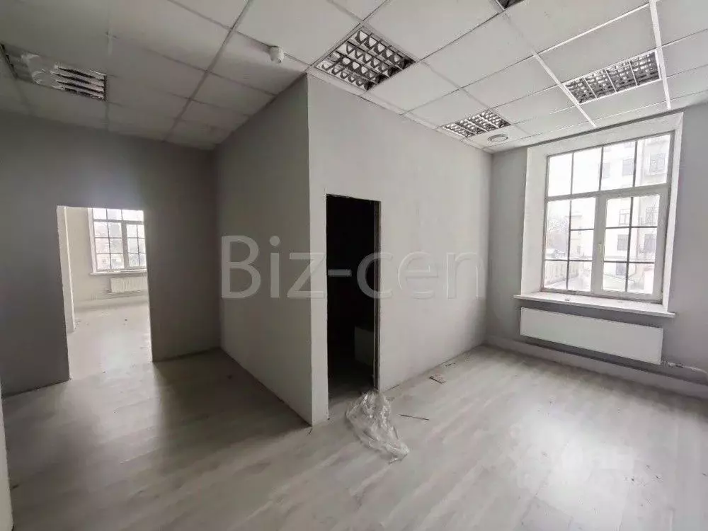 Офис в Санкт-Петербург Курляндская ул., 44 (129 м) - Фото 1
