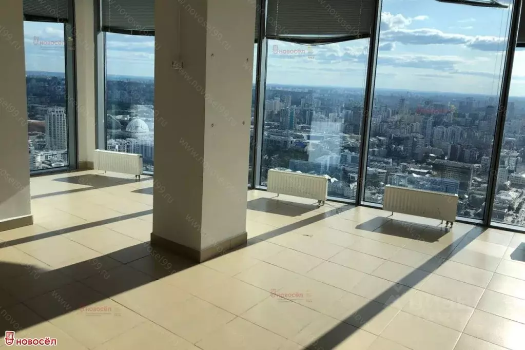 Офис в Свердловская область, Екатеринбург ул. Малышева, 51 (45 м) - Фото 1