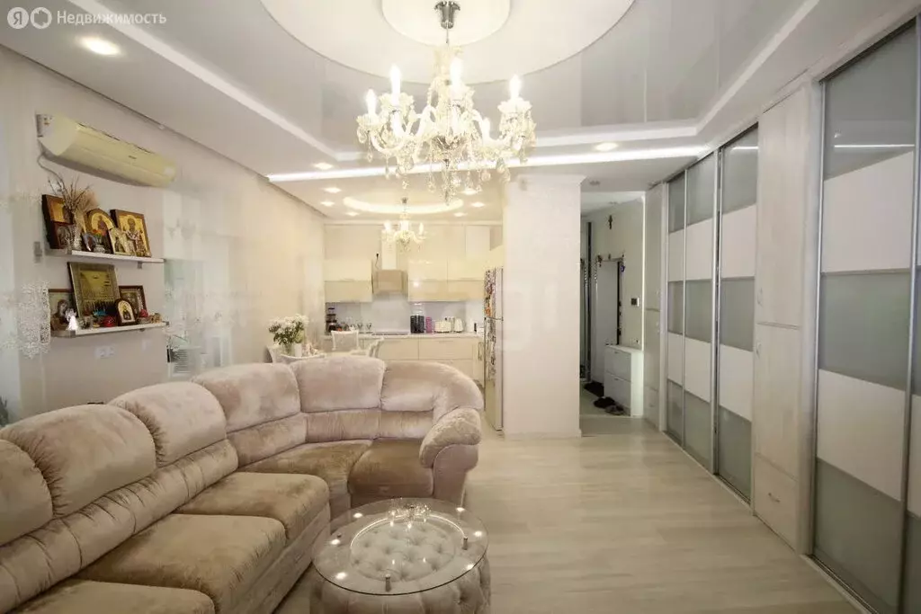3-комнатная квартира: Нижний Новгород, Славянская улица, 25А (88 м) - Фото 1