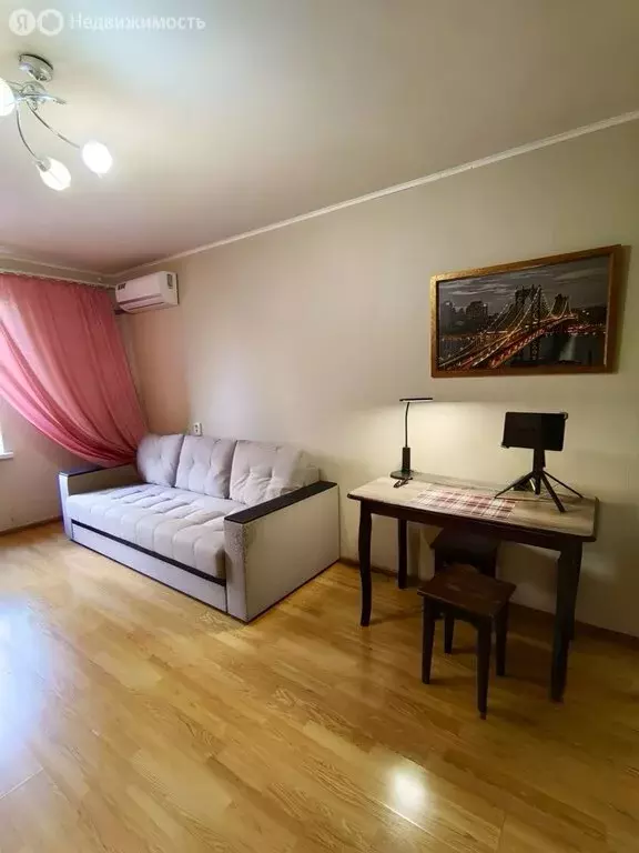 1к в 4-комнатной квартире (18 м) - Фото 2