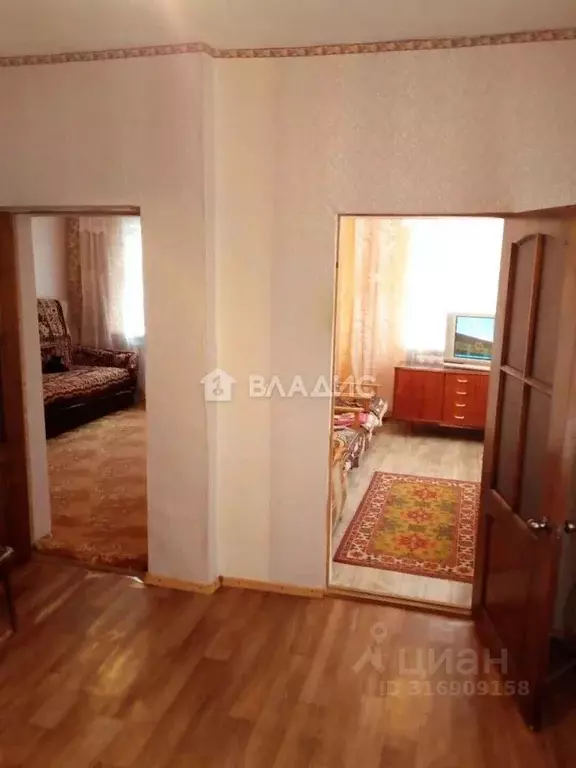 Дом в Краснодарский край, Ейский район, с. Кухаривка Восточная ул. (50 ... - Фото 1