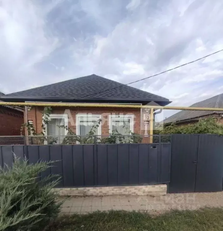 Дом в Краснодарский край, Тимашевск ул. Котляра, 95 (52 м) - Фото 1