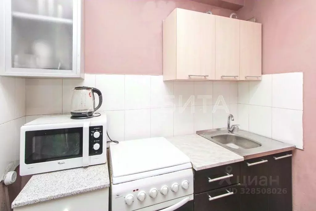 2-к кв. Тюменская область, Тюмень Институтская ул., 2к4 (36.1 м) - Фото 1