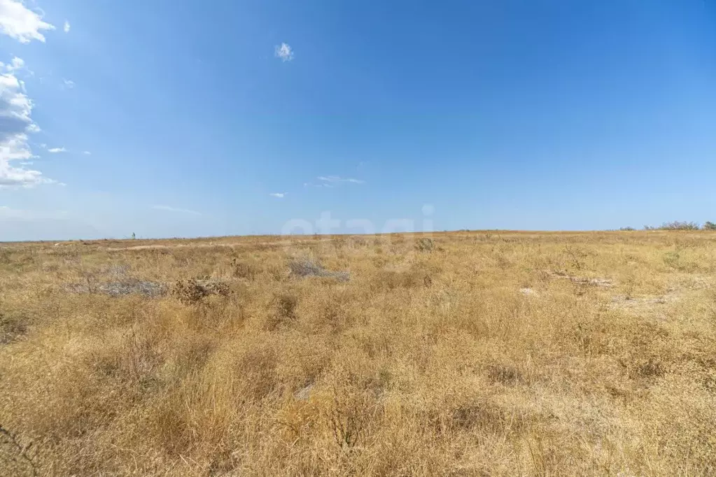Участок в Крым, Бахчисарайский район, Ароматненское с/пос, с. ... - Фото 1