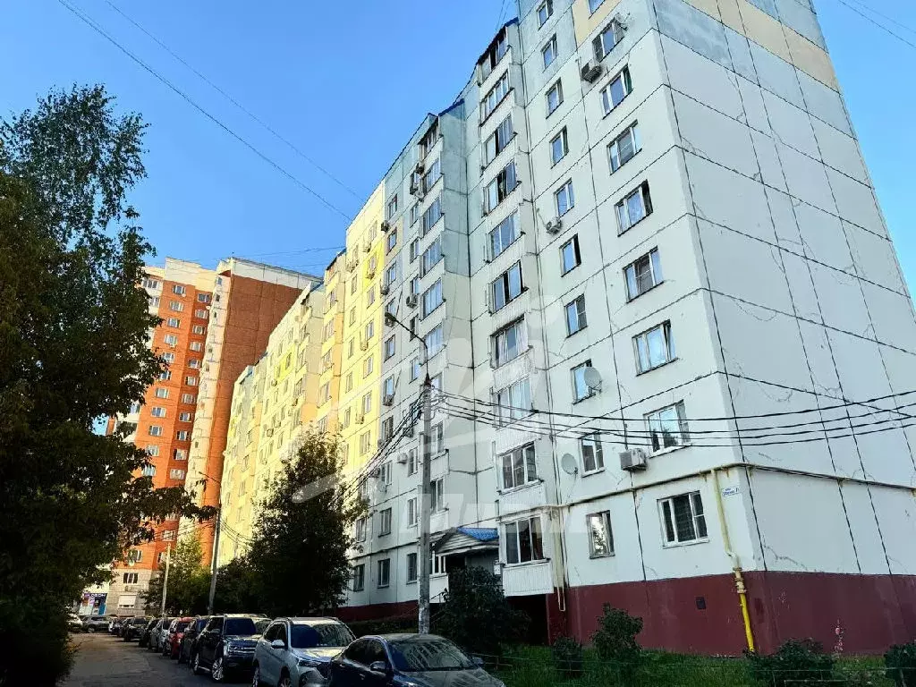 Продается 3-комнатная квартира - Фото 1