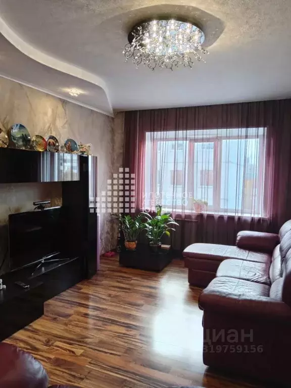 4-к кв. Ханты-Мансийский АО, Нижневартовск ул. Дружбы Народов, 20 ... - Фото 0