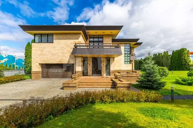 Дом 967 м на участке 34,3 сот. - Фото 0