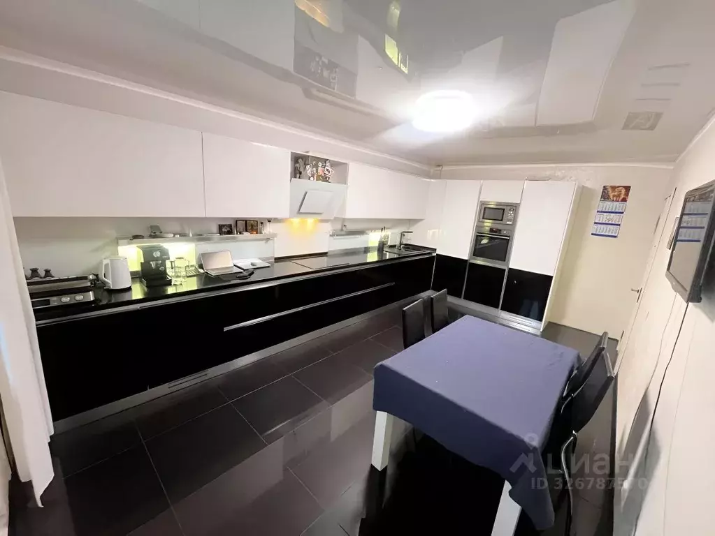 3-к кв. Санкт-Петербург ул. Оптиков, 38к1 (100.3 м) - Фото 2