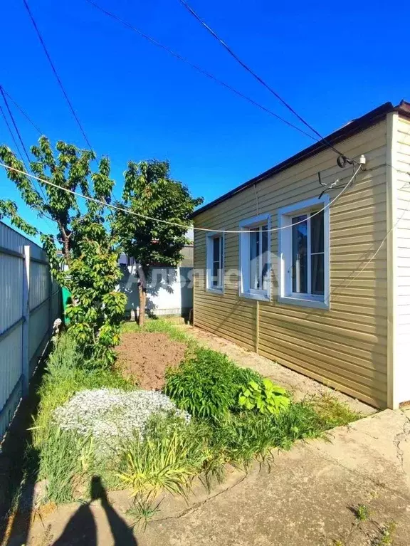 Дом в Краснодарский край, Усть-Лабинск Молодежная ул. (59 м) - Фото 1