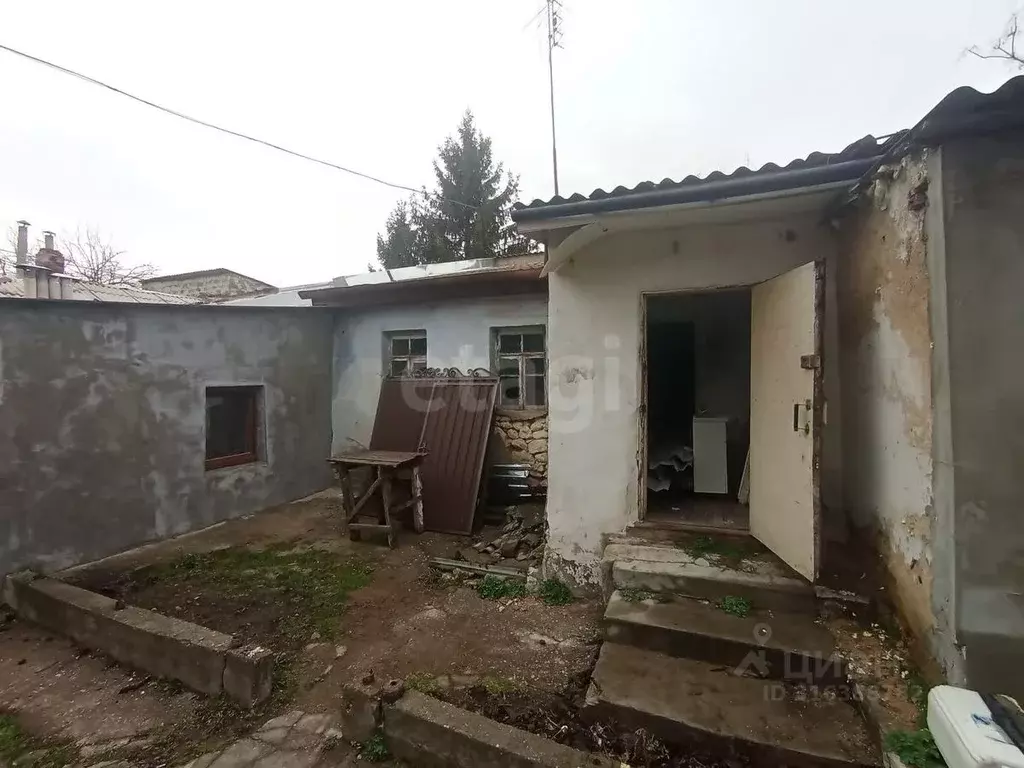 1-к кв. Крым, Симферополь ул. Русская (28.0 м) - Фото 1