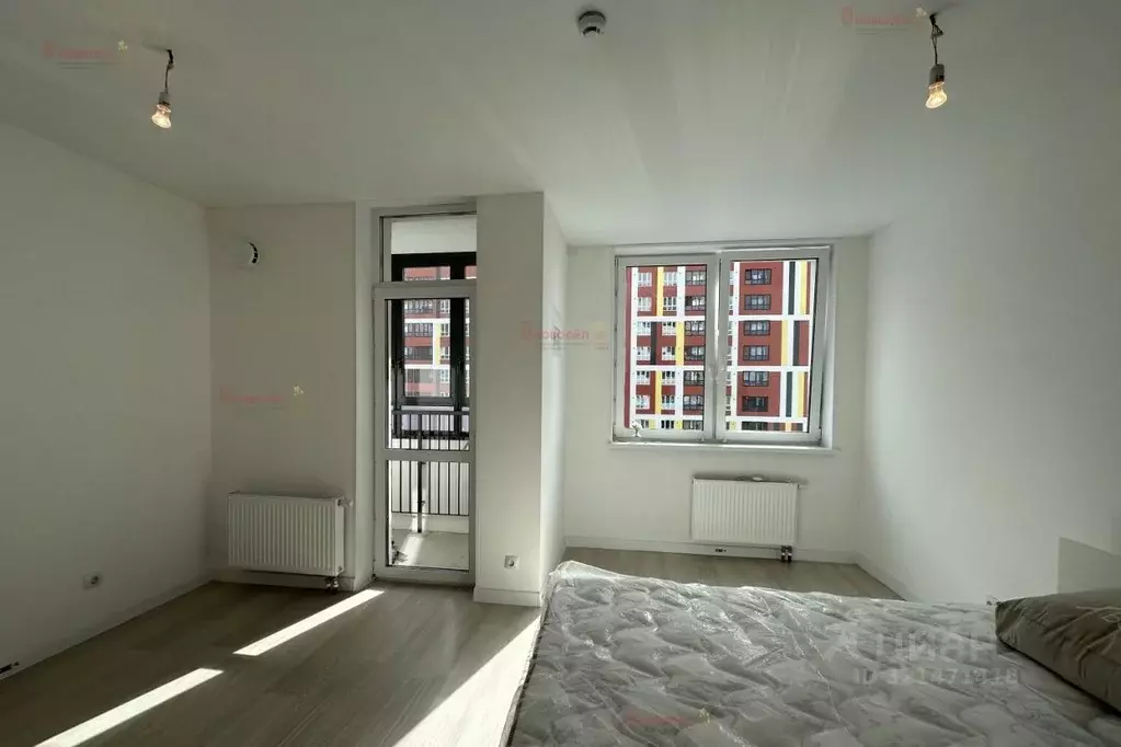 Студия Свердловская область, Екатеринбург ул. Академика Ландау, 39 ... - Фото 0