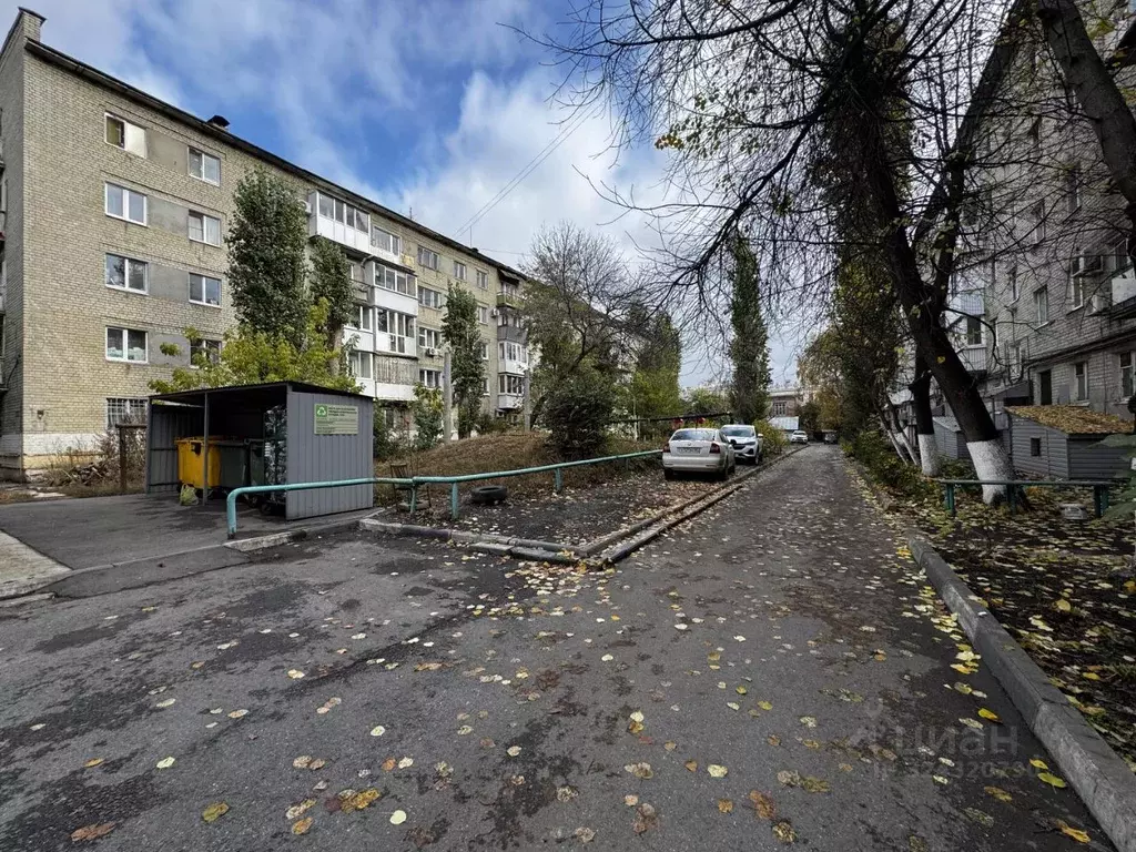 2-к кв. Саратовская область, Саратов ул. Большая Казачья, 118 (46.7 м) - Фото 1