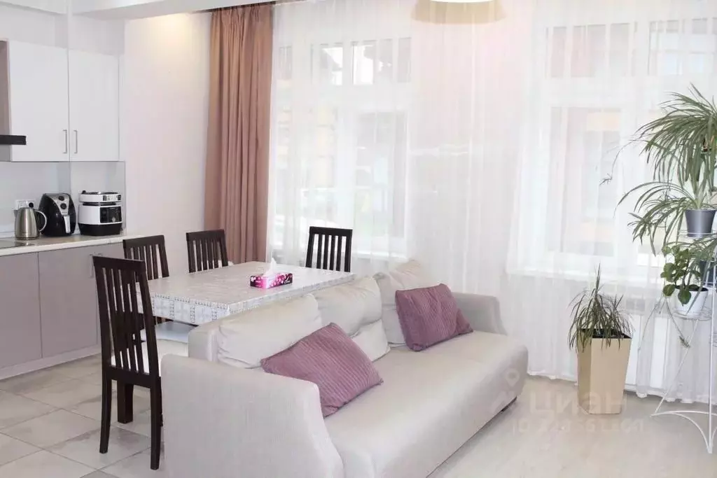 2-к кв. Сахалинская область, Южно-Сахалинск Ветеранская ул., 16к1 ... - Фото 1