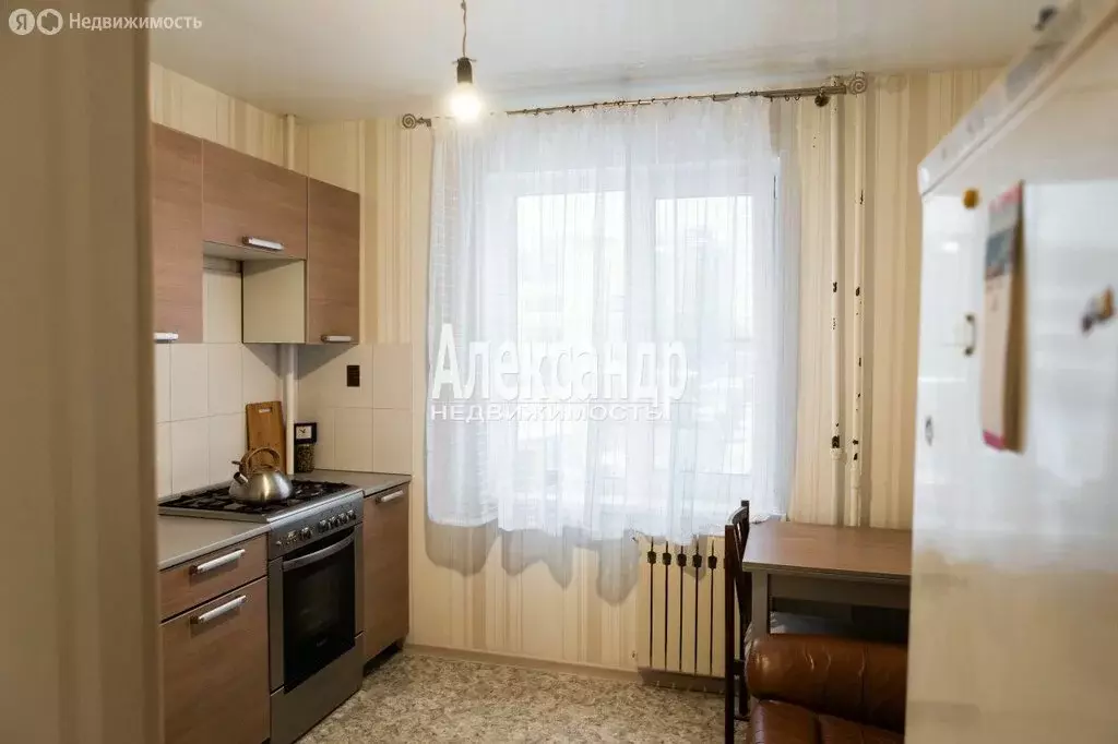 1-комнатная квартира: Гатчина, Рощинская улица, 3А (40.4 м) - Фото 1