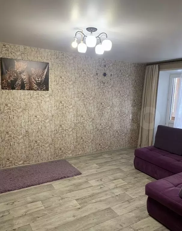2-к. квартира, 61 м, 2/5 эт. - Фото 1