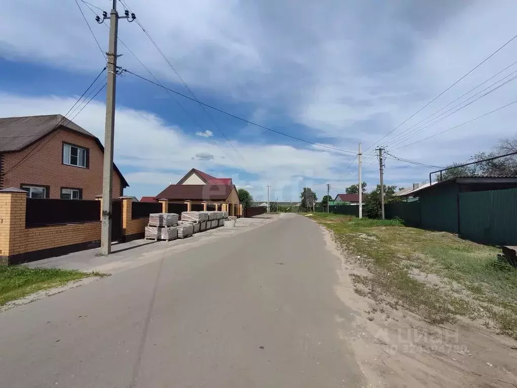 Участок в Саратовская область, Балашовский район, с. Репное Советская ... - Фото 1
