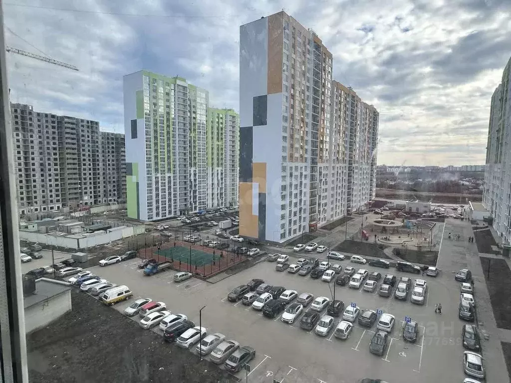 5-к кв. Саратовская область, Саратов ул. Имени С.П. Лисина, 14А (122.7 ... - Фото 0