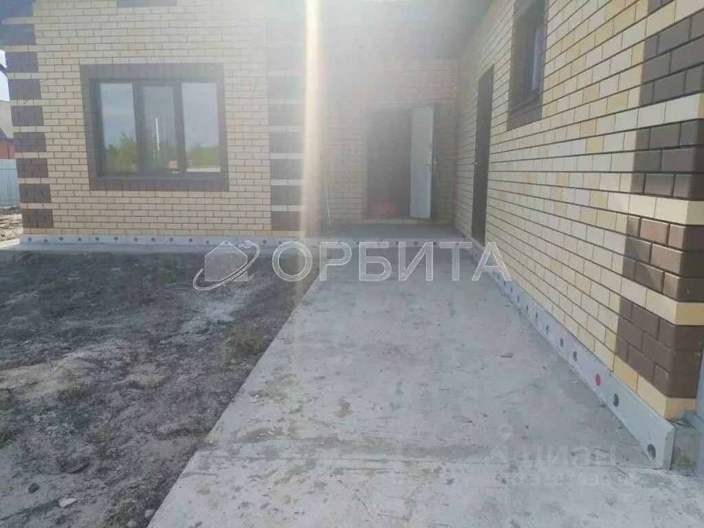 Дом в Тюменская область, Тюмень проезд Артековский (158 м) - Фото 1