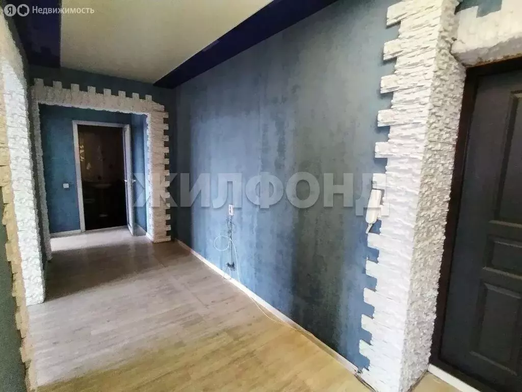 2-комнатная квартира: Абакан, улица Торосова, 15 (61.9 м) - Фото 2