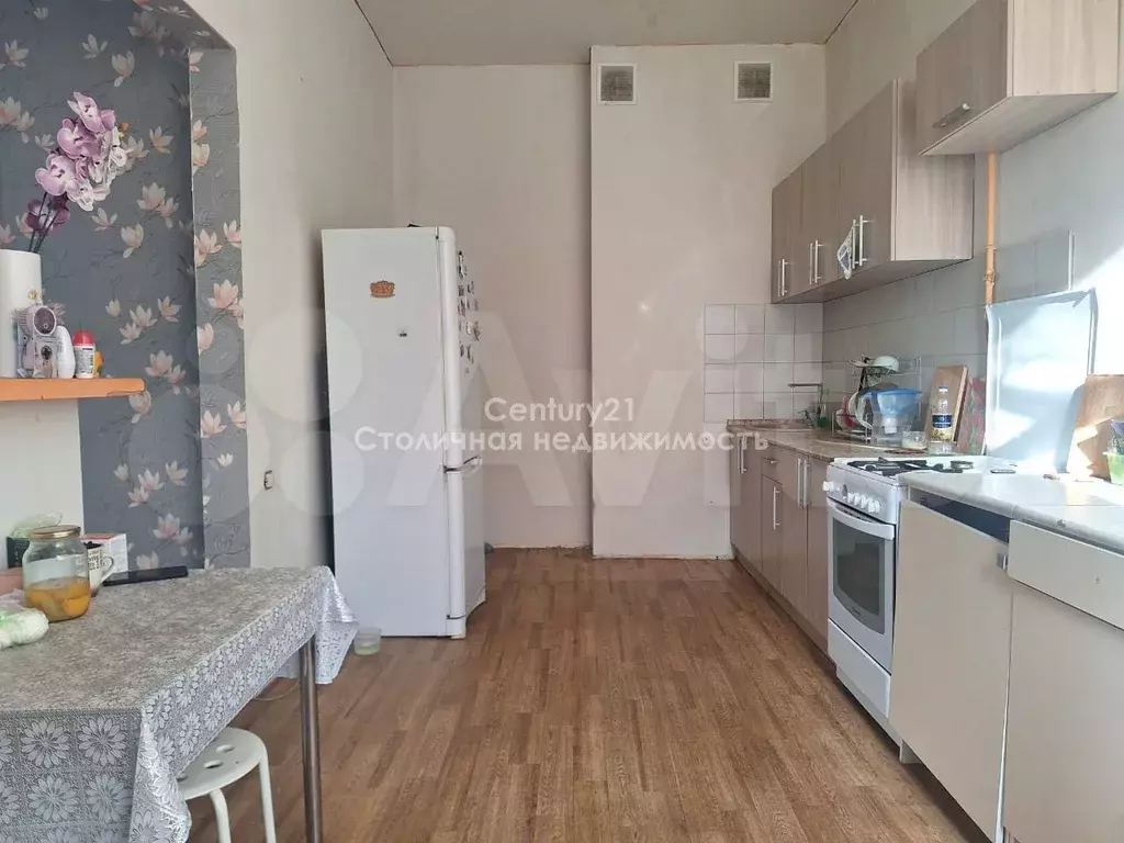 Доля в 2-к. квартире, 62,1 м, 3/3 эт. - Фото 1