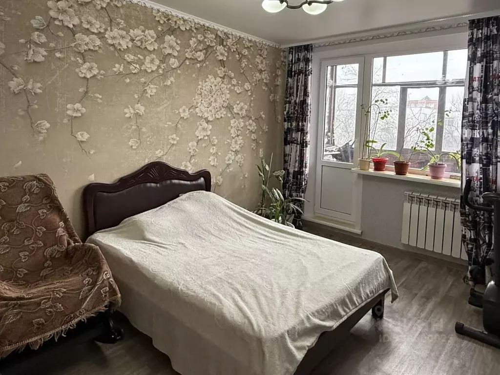 3-к кв. Ростовская область, Волгодонск ул. Гагарина, 1 (65.2 м) - Фото 1