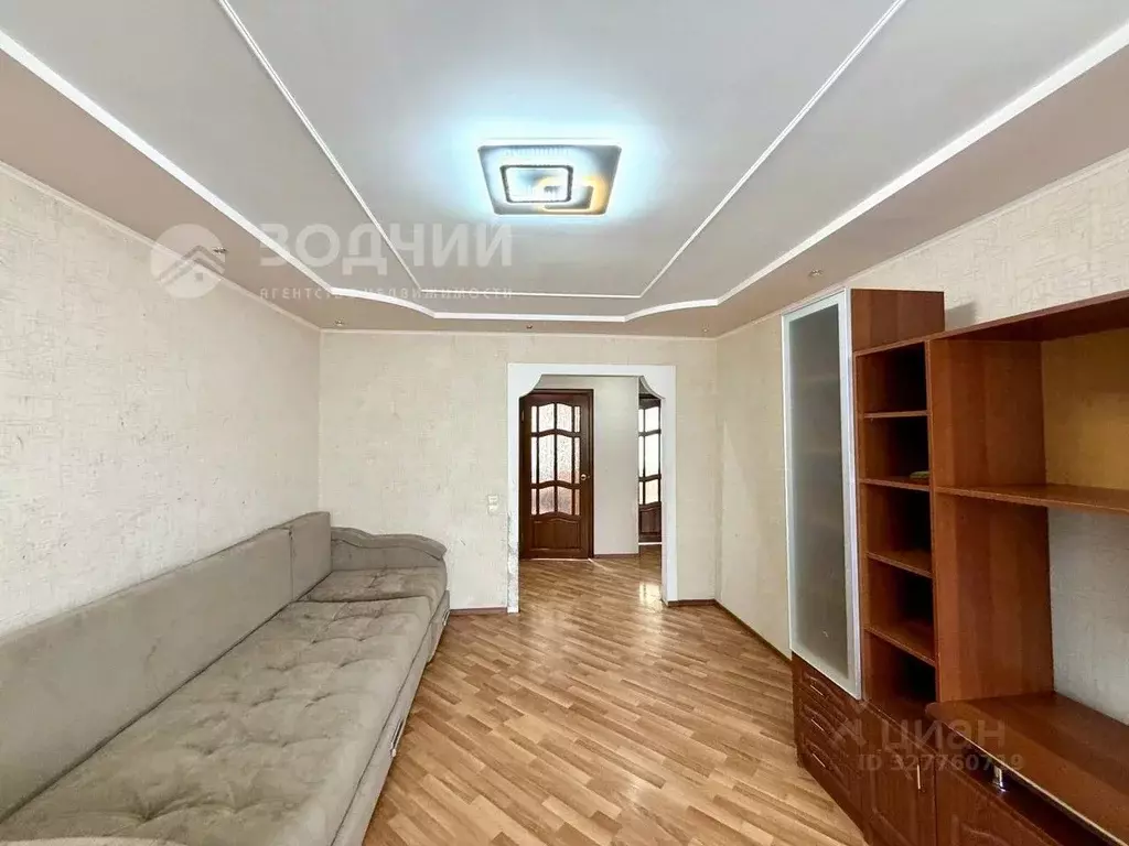 3-к кв. Чувашия, Канаш ул. Ильича, 7 (62.1 м) - Фото 1