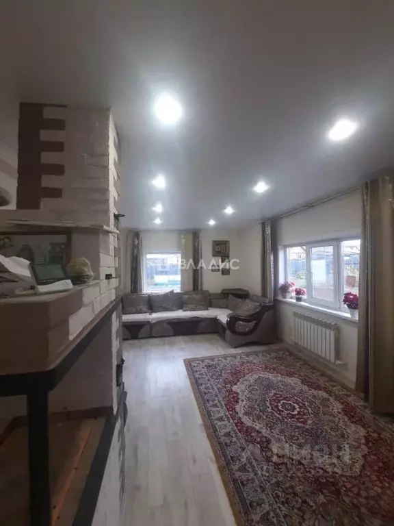 Дом в Бурятия, Иволгинский район, Нижнеиволгинское с/пос, с. Нижняя ... - Фото 1