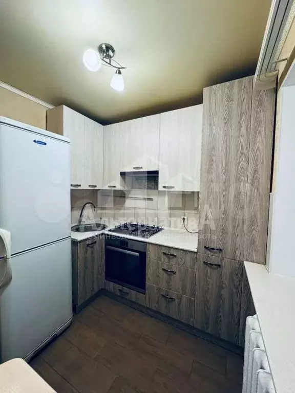 2-к. квартира, 42 м, 1/1 эт. - Фото 0