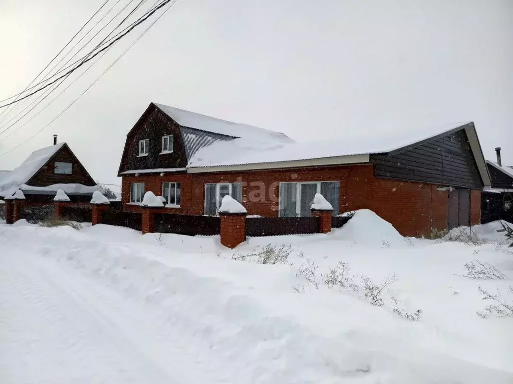 Дом в Удмуртия, Каракулинский район, с. Каракулино  (120 м) - Фото 0